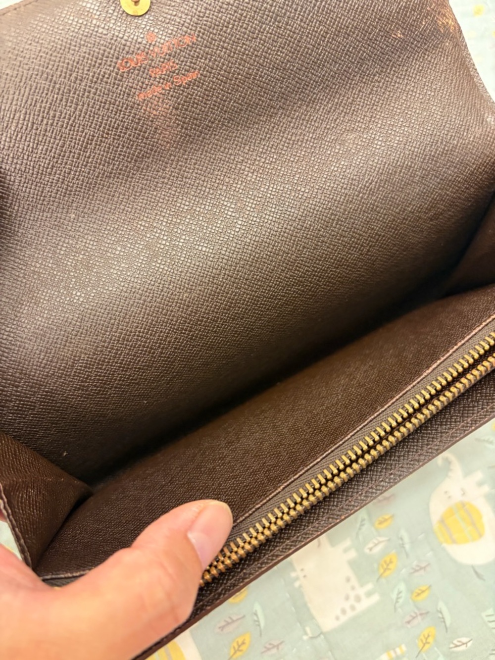 Louis Vuitton Sarah Damier Wallet (PRICE FIRM) - Picture 9 of 16